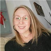 Diplomata in lingue, impartisco lezioni di inglese e francese per bambini e ragazzi età compresa tra i 6 e i 18anni